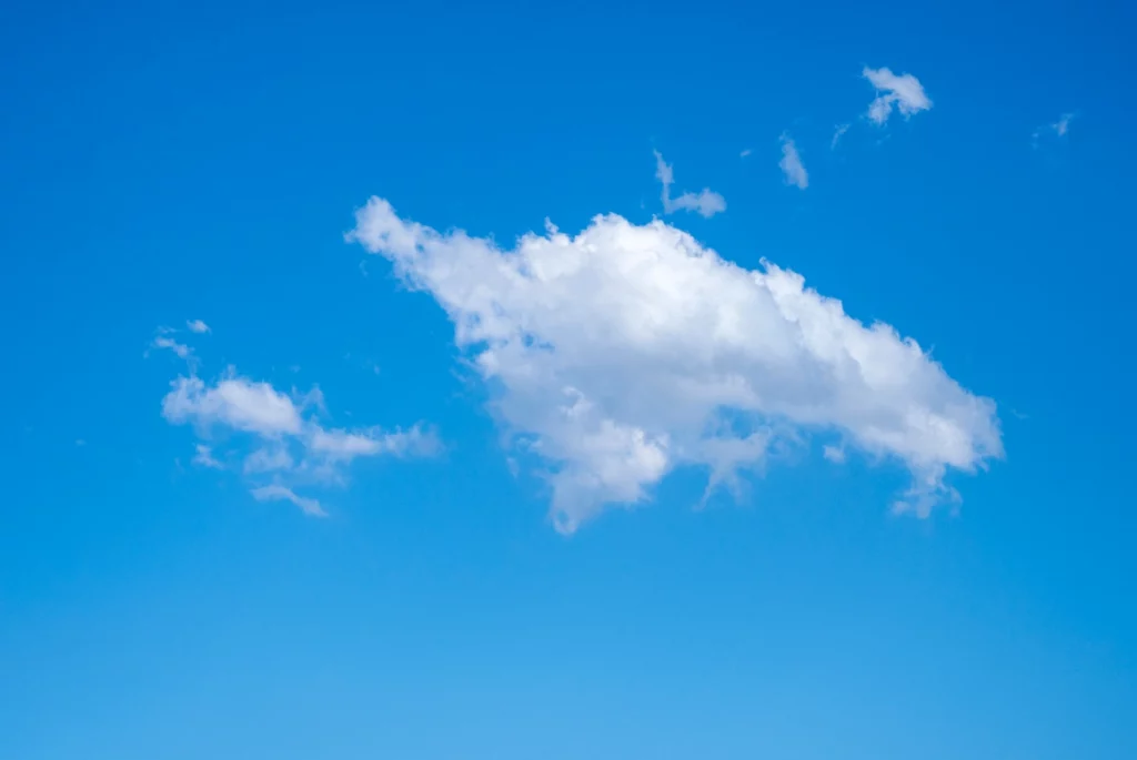 A beautiful photo of white clouds and blue sky during the daytime.