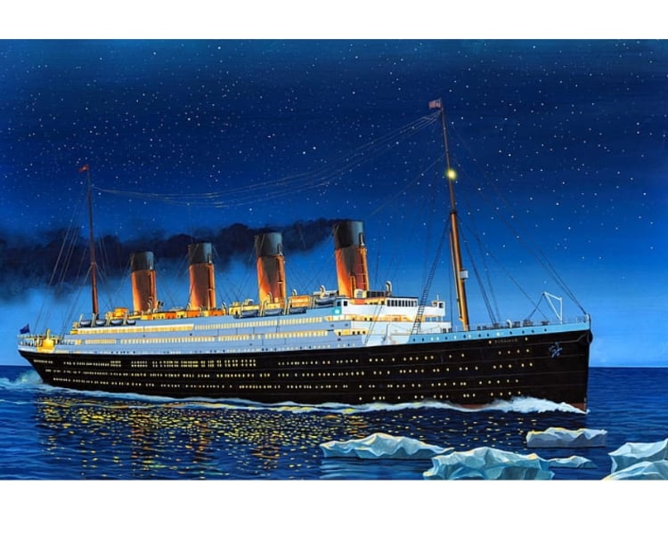 image on how titanic would have looked like